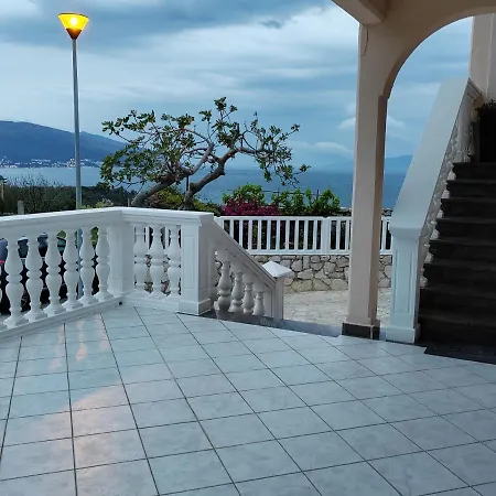 Apartment Giana